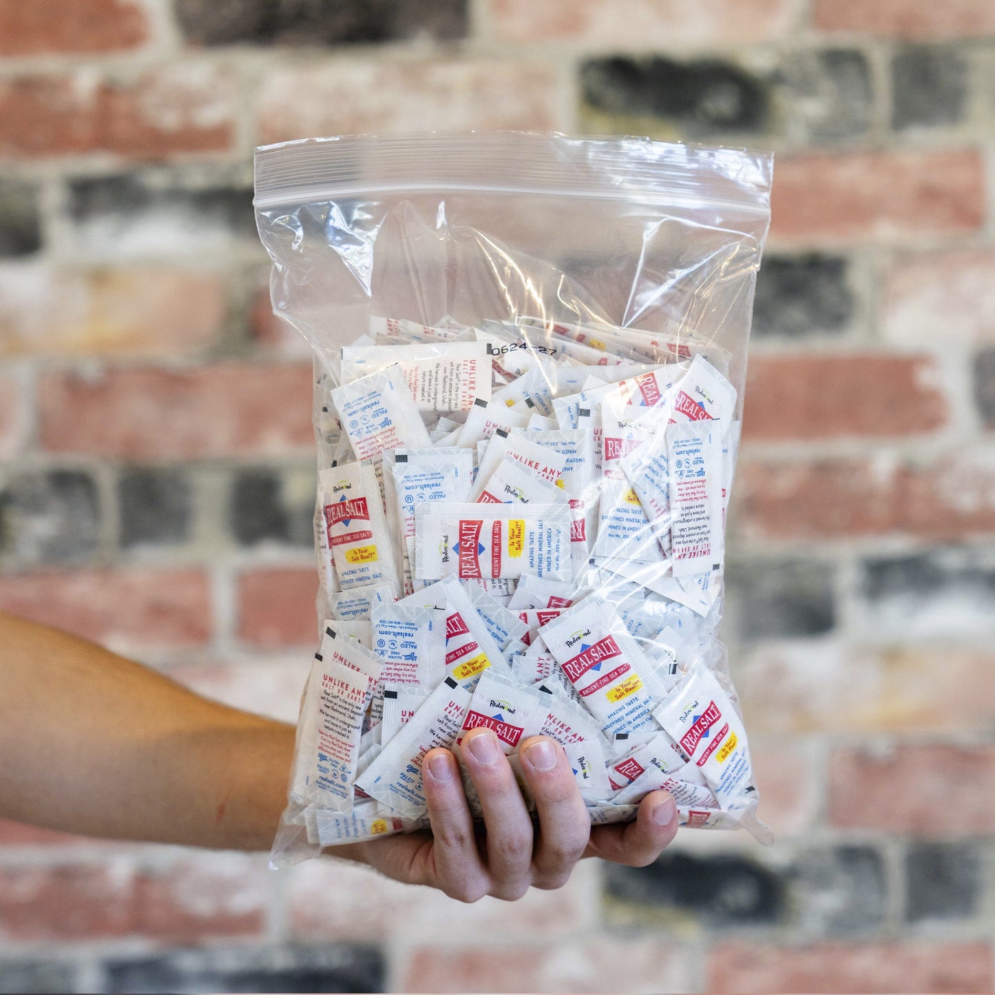 Real Salt Fine Single Serve Packet / 500 ct